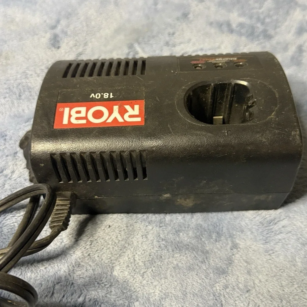 Ryobi 18.0v Battery Charger P110 Tested Working